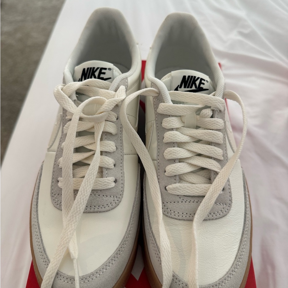 Nike Red and White Shoe Box - Picture 2 of 8